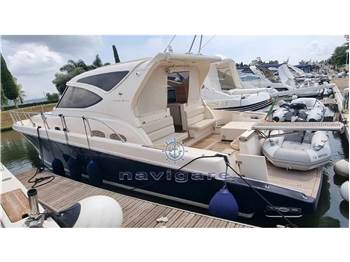 Cayman 43 WA