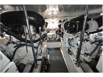 Hatteras 50 CONVERTIBLE