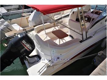 Marinello 26 Cabin