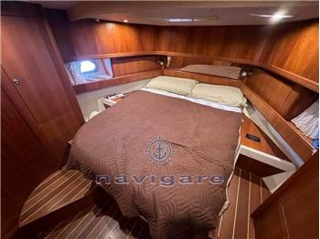 Cayman 38 WA