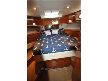 Cayman Yachts 40 W.A. HARD TOP