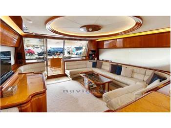 Ferretti Yachts FERRETTI 810