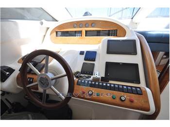 Azimut AZ 52