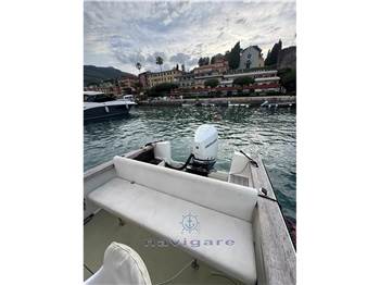 Robalo 2520 CENTERCONSOL