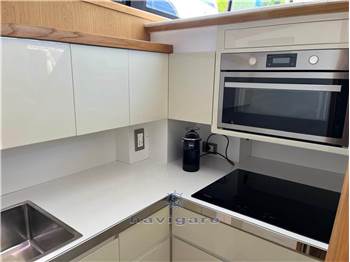 Bertram Yacht 46.6 Convertible