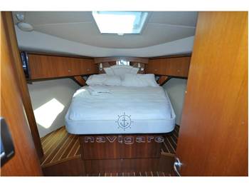 Tiara Yachts 4300 Sovran