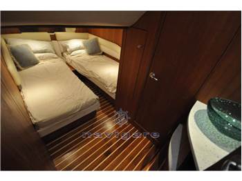 Tiara Yachts 4300 Sovran