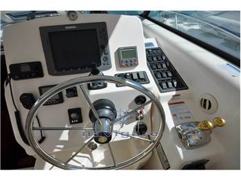 Tiara Yachts 4300 Sovran