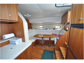 Tiara Yachts 4300 Sovran