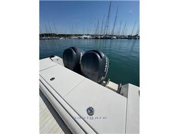 Regulator Regulator Marine 29FS