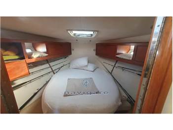 Riviera Marine 33 Flybridge