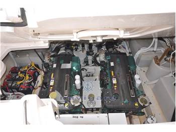 Tiara Yachts 4300 Sovran