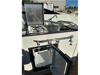 Quicksilver Activ 805 Cruiser