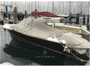 Kelt WHITE SHARK 248 SUNDECK