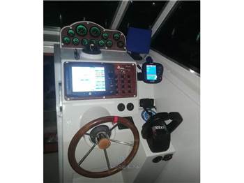 Zaniboni MIXER 28 cabin