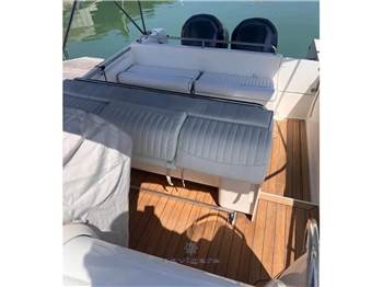 Kelt WHITE SHARK 268