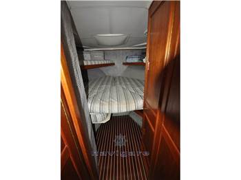 Riviera Marine 35 Fly