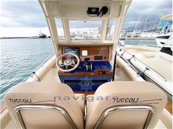 Tuccoli Marine T250 CAPRAIA
