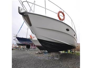 Azimut AZ 37