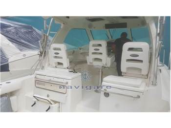 Boston Whaler 345 CONQUEST