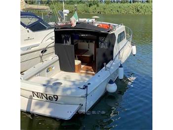 Montenapoleone Montenapoleone 28