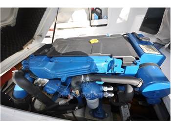 Royal Yacht Group Harpoon 255 Walkaround