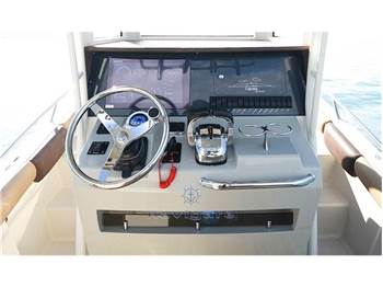 Tuccoli Marine T250 CAPRAIA CALAROSSA