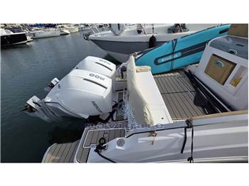 Ranieri International Next 285 LX