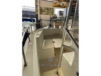 Pursuit 2870 Center Console