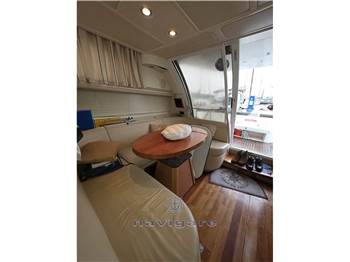 Sealine F 37