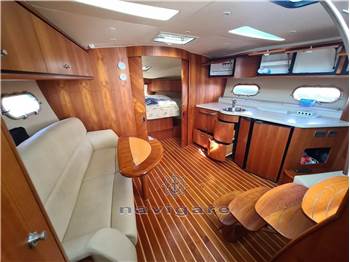 Tiara Yachts 3900 Sovran