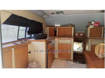 Bertram Yacht 37' SF