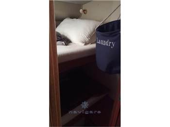 Bertram Yacht 37' SF