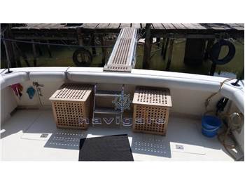 Bertram Yacht 37' SF