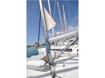 Beneteau OCEANIS 38.1