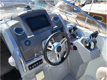 Jeanneau Cap Camarat 8.5 WA