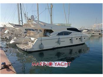 Ferretti Yachts - 530