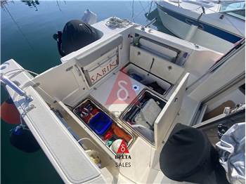 Quicksilver 675 Pilothouse