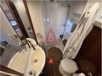 Princess Yachts V 45