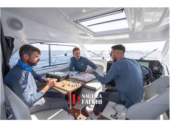 BENETEAU ANTARES 8 FISHING