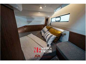 BENETEAU ANTARES 9 V2 NEW