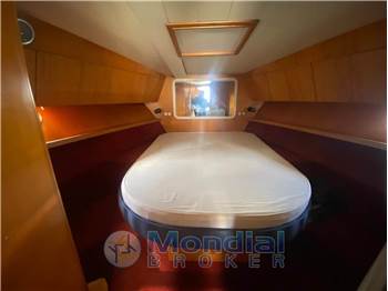 Ferretti Yachts ALTURA 38 ESTATE