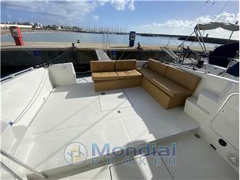 Ferretti Yachts ALTURA 38 ESTATE