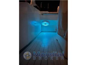 Princess Yachts 410 fly