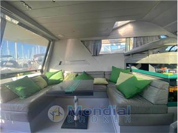 Ferretti Yachts ALTURA 40 FLY