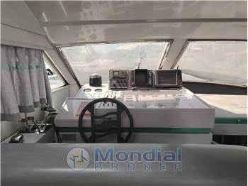 Ferretti Yachts ALTURA 40 FLY