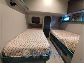 Ferretti Yachts ALTURA 40 FLY