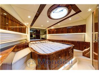 Sunseeker Predator 68