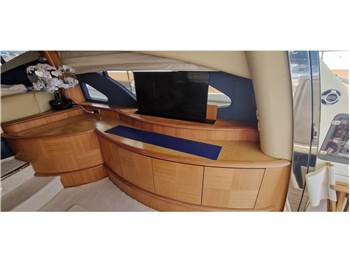 Azimut 62