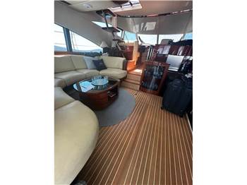 Fairline Squadron 58